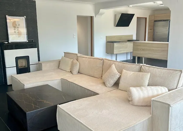 Penthouse Sanctuaire A شقة لورد